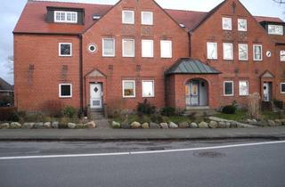 Anlageobjekt in Stapelholmer Weg 17-19, 24988 Oeversee, Mehrfamilienhaus mit Charakter & Potenzial