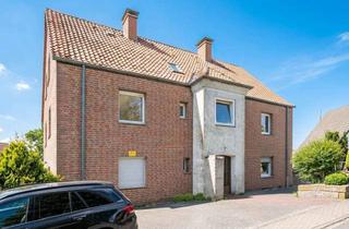 Wohnung kaufen in 33813 Oerlinghausen, KEINE KÄUERPROVISION Zwei ETWS in solidem Dreifamilienhaus direkt auf dem Oerlinghauser Tönsberg