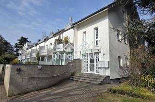 Loft kaufen in Koppelskamp 27, 40489 Düsseldorf, Stilvolle Split-Level-Loftwohnung mit Garten in sanierter Fabrik mit TG Stellplatz