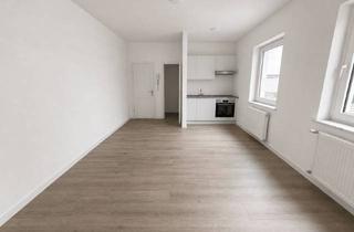 Wohnung mieten in 52249 Eschweiler, Frisch sanierte 2-Zimmer-Altbauwohnung, 2. OG – fußläufig zum Talbahnhof
