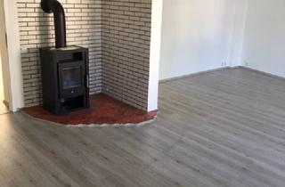 Wohnung mieten in Märkischestr. 26, 42281 Barmen, *** frisch renovierte 2-Zimmer Wohnung mit Garten und Kamin***