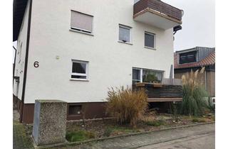 Wohnung mieten in Uhlandweg, 68794 Oberhausen-Rheinhausen, Gepflegte Maisonette- Wohnung mit drei Zimmern sowie Balkon und Einbauküche in Rheinhausen