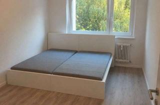 WG-Zimmer mieten in Quakerstrase 35, 13403 Reinickendorf, Private Room Well Furnished and Bright Room 650