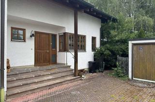 Doppelhaushälfte kaufen in Ganghoferstr. 11b, 82223 Eichenau, Eingewachsene Doppelhaushälfte mit Garten in ruhiger Lage von Eichenau