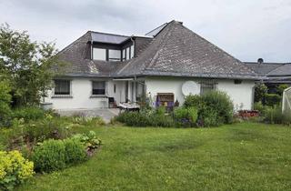 Haus kaufen in 65232 Taunusstein, Großzügiges Familienhaus mit viel Platz in ruhiger Lage von Taunusstein Wehen