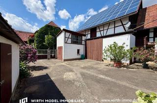 Haus kaufen in 97490 Poppenhausen, Wohnhaus mit Hoffläche und Nebengebäuden in Kronungen