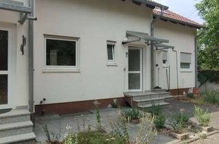Haus mieten in Sandweg 23, 67822 Münsterappel, Praktisches und frisch renoviertes Haus mit 4,5 Zimmern in Münsterappel