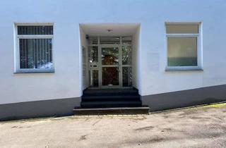 Gewerbeimmobilie mieten in Neuenhofer Straße 101, 42657 Solingen, Lagerraum, 21 qm trocken, hell, sauber, geheizt in Höhscheid an B229