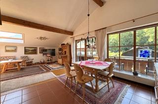 Wohnung kaufen in 83259 Schleching, Helle, möblierte 3-Zi.-DG-ETW mit extra Dusche, herrlichem Bergblick-Balkon, Kellerraum und TG-Stpl.