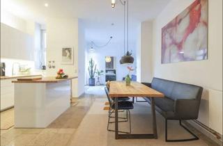 Wohnung kaufen in Finowstraße 37, 10247 Berlin, Stilvolle 4-Zimmer-Wohnung mit großer Hofterrasse im Herzen Friedrichshains