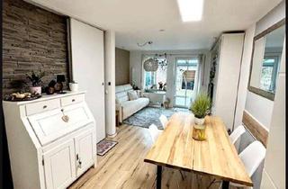 Wohnung kaufen in 85586 Poing, Poing - Schöne, gepflegte 4 Zimmerwohnung im Stil eines Haus-in-Hauses
