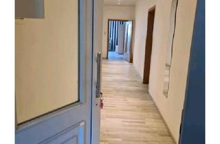 Wohnung kaufen in 34497 Korbach, Korbach - Eigentumswohnung zu verkaufen 4 Zimmer Wohnung+ 4 Abstellrâume.