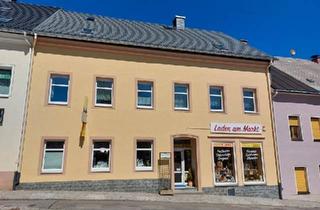 Mehrfamilienhaus kaufen in 09484 Oberwiesenthal, Oberwiesenthal - Haus am Markt in Oberwiesenthal in bester Lage