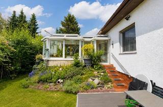 Haus kaufen in 12351 Berlin, Berlin - Bungalow nahe U7 mit Wintergarten und Vollkeller