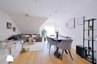 Wohnung kaufen in 95469 Speichersdorf, Charmante Dachgeschosswohnung mit Balkon – eine attraktive Gelegenheit!