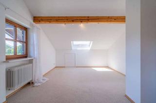 Wohnung kaufen in 83115 Neubeuern, 2-Zimmer-Dachgeschosswohnung in idyllischer Wohnlage von Neubeuern