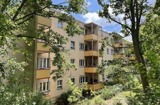 Wohnung kaufen in 12169 Steglitz, Zwei Einheiten – eine Vision: Großzügiges Wohnen mit Erweiterungspotenzial im Altbau in Steglitz