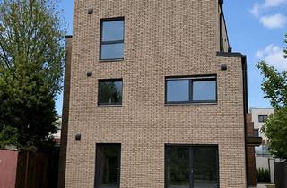 Wohnung mieten in 25335 Elmshorn, Erstbezug hochwertige 3 Zimmer Wohnung zentral