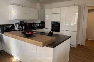 Wohnung mieten in Guerickeweg, 90431 Großreuth b Schweinau, Exklusive 3-Zimmer-Neubauwohnung mit Privatgarten, hochwertiger Einbauküche & Tiefgarage