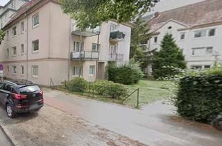 Wohnung mieten in Walddörferstraße 209, 22047 Wandsbek, Gemütliche 2 Zimmer-Whg. mit Balkon - in zentraler Lage