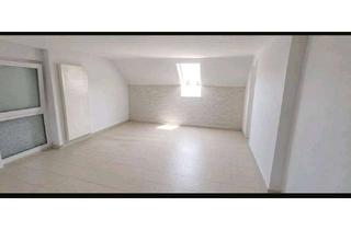 Wohnung mieten in Robert-Schumann-Weg, 89537 Giengen, Vier Zimmer in Giengen: Helle Dachgeschosswohnung mit Balkon