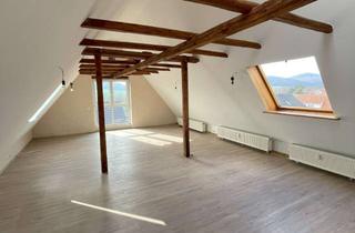 Wohnung mieten in Tannenweg, 34317 Habichtswald, 170 m² Maisonette-Fachwerkwohnung mit eigenem Garten und Garage in Habichtswald-Ehlen