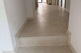 Wohnung mieten in Maybachstraße 22/1, 74076 Heilbronn, Moderne, kernsanierte 2-Zimmer-Dachgeschosswohnung in zentraler Lage – ideal für Singles, Paare oder