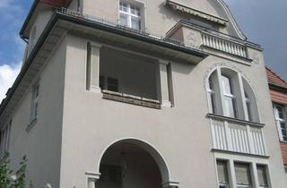 Wohnung mieten in 12203 Lichterfelde, Stilvolles Wohnen im Denkmal: Altbau-Charme in Lichterfelde-West