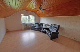 Wohnung mieten in 50127 Bergheim, Optimale Single-Wohnung, Dachgeschoss, 2 Zi., ca. 42 m², Bad mit Fenster, helle Räume, Gartenblick .