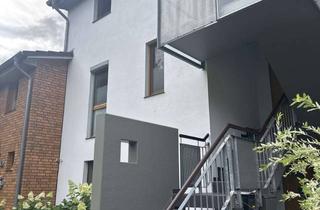 Penthouse mieten in 22844 Norderstedt, Hochwertige 2-Zimmer Penthouse-Wohnung mit Südterasse