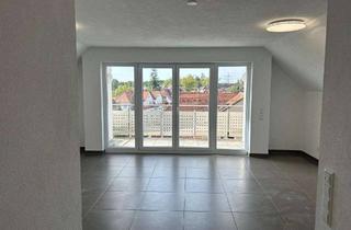 Wohnung mieten in 71063 Sindelfingen, Moderne 3,5-Zi.-DG-Wohnung mit EBK, 2 Balkonen & Carport – zentral in Sindelfingen