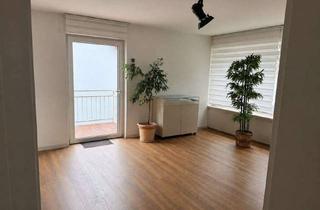 Wohnung mieten in Frühlingstraße 26, 97209 Veitshöchheim, Helle 3,5-Zimmer-Wohnung: Ihr neues Zuhause in Veitshöchheim (Gartensiedlung)