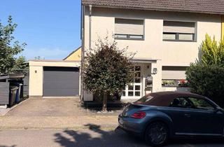 Haus kaufen in Liesenkotten 13, 45359 Schönebeck, Viel Platz für Ihre Ideen: Großzügiges Doppelhaus in Waldrandlage in Schönebeck