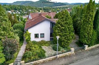 Haus kaufen in 72379 Hechingen, Zeitlose Eleganz und großzügiges Wohnen vereint