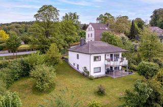 Haus kaufen in 58093 Hohenlimburg, Traumlage trifft Wohnkomfort – Wohnhaus mit Einliegerwohnung und Ausbaupotenzial in Hagen-Holthausen