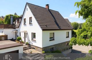 Haus kaufen in 58452 Witten, Wohnidylle pur: Freistehendes Zweifamilienhaus in bevorzugter Lage von Bommern!