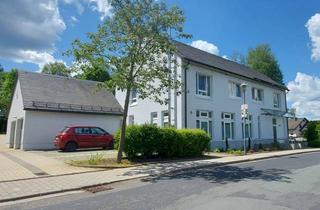 Haus kaufen in Tannenbergsthaler Straße, 08262 Hammerbrücke, Wohnen & Vermieten – Gepflegtes 4-Einheiten-Haus mit Ferienwohnung, Doppelgarage und großem Garten