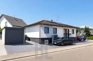 Einfamilienhaus kaufen in 75210 Keltern, Modernisiertes Einfamilienhaus mit großem Garten, Wärmepumpe und Garage in Keltern-Weiler