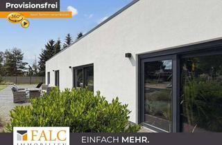 Haus kaufen in 39615 Seehausen, Provisionsfrei. Atemberaubender Bungalow mit Indoor-Pool, Erdwärme und PV!
