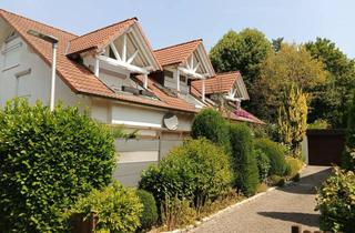 Wohnung kaufen in Oststraße 22, 74232 Abstatt, Lichtdurchflutetes Maisonette-Kleinod mit Galerie, Balkon & Einzelgarage in Abstatt