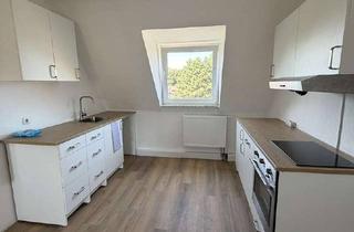Wohnung mieten in Horsterstr., 46240 Bottrop, Renovierte DG-Wohnung in zentraler Lage von Bottrop-Boy