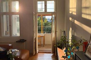 Wohnung mieten in Straße Der Pariser Kommune 29, 10243 Friedrichshain, LONG TERM OFFER: Zentrale Altbauwohnung mit Neubauaustattung und Blick ins Grüne