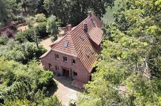 Haus kaufen in 26203 Wardenburg, Großzügiges Wohnhaus auf weitläufigem Grundstück in naturnaher Ortsrandlage von Wardenburg