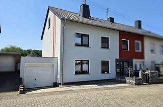 Doppelhaushälfte kaufen in 56727 Mayen, Modernisierte Doppelhaushälfte mit viel Platz, PV-Anlage und liebevoll gestaltetem Garten in Mayen