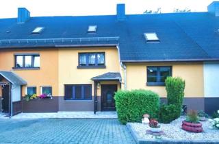 Haus kaufen in 08538 Reuth, Natur, Ruhe, Freiraum - Reihenmittelhaus mit besonderer Architektur, großem Garten und freiem Blick