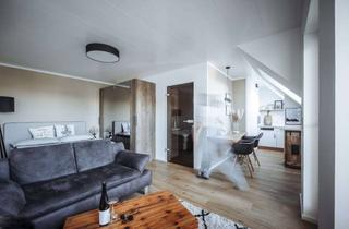 Immobilie mieten in Schwabstraße 16, 88046 Friedrichshafen, Dachgeschosswohnung mit großem Balkon (Oktober bis März)