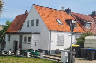 Doppelhaushälfte kaufen in 23669 Timmendorfer Strand, Timmendorfer Strand - ältere DHH in Timmendorfer Strand