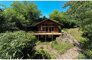 Haus kaufen in 76356 Weingarten (Baden), Weingarten (Baden) - Charmantes Holzhaus in idyllischer Naturlage auf 1.106 qm