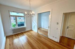 Wohnung kaufen in 22763 Hamburg, Hamburg - Stilvolle Altbauwohnung mit traumhaftem Garten in HH-Ottensen