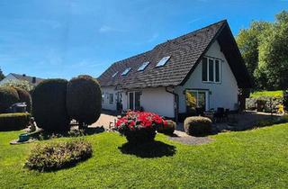Haus kaufen in 42499 Hückeswagen, Hückeswagen - Exklusives Haus mit Einliegerwohnung in verkehrsb.Anliegerstr.